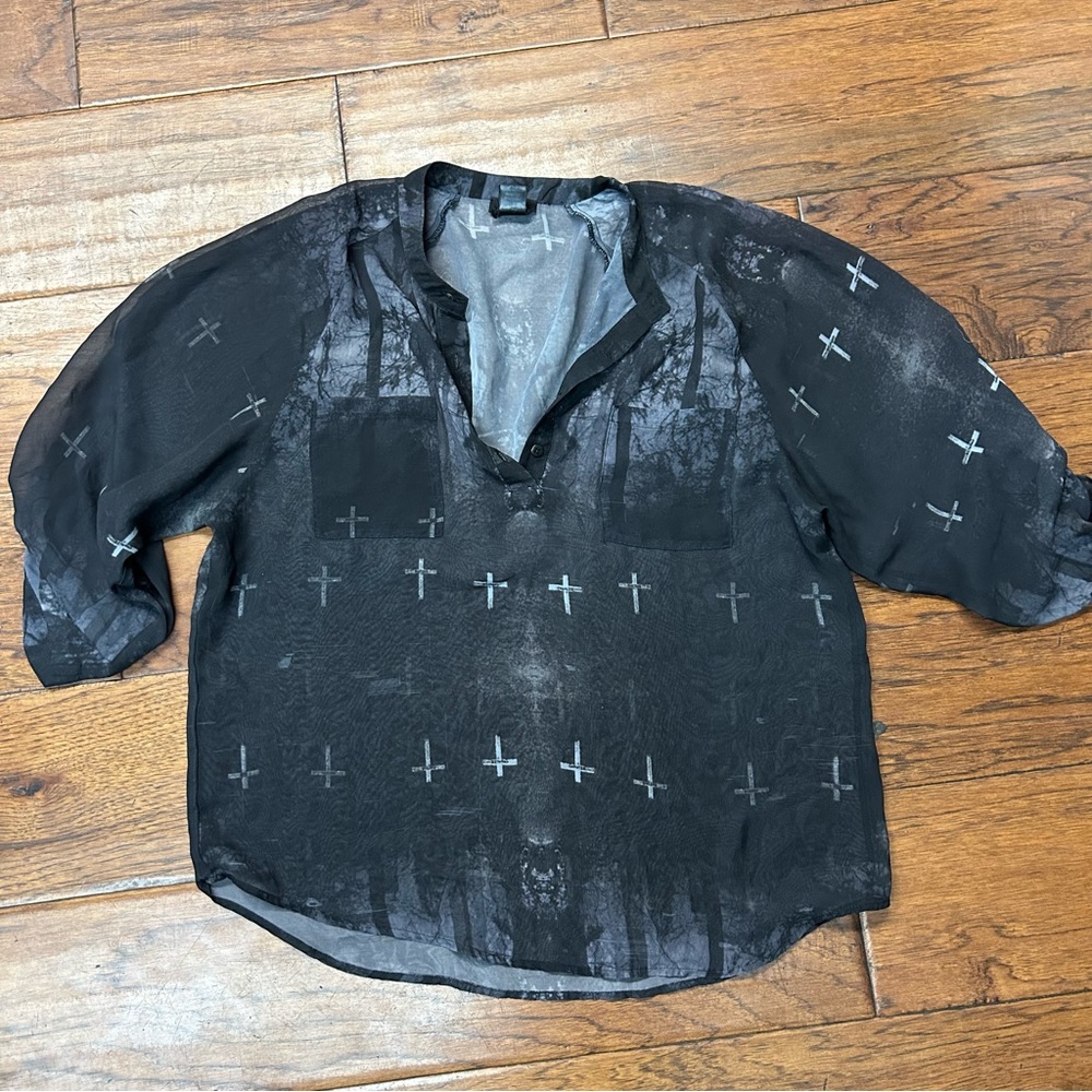 Teenage runaway Black Semi-Sheer Women's Button-Down Shirt‎